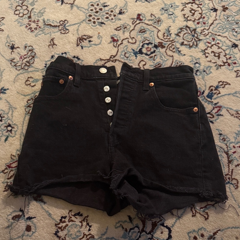 Levi's Black Button-Up Women's Shorts
